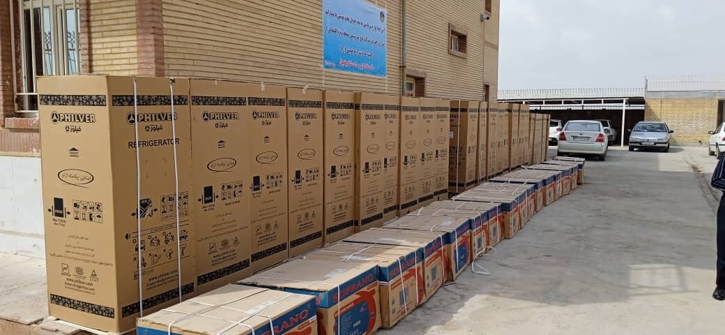مشارکت پتروشیمی‌های ماهشهر در اهدای ۷۰ دستگاه لوازم سرمایشی 