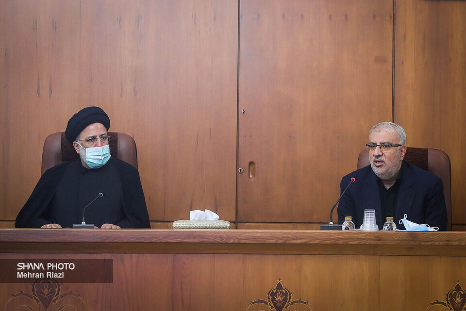 اجرای پروژههای پالایشی و پتروپالایشی تحریمها را بیاثر میکند اجرای پروژههای پالایشی و پتروپالایشی تحریمها را بیاثر میکند