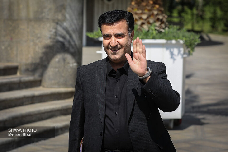 هزینهکرد ۵ میلیارد دلاری وزارت نفت برای خاموشکردن گازهای مشعل ستودنی است هزینهکرد ۵ میلیارد دلاری وزارت نفت برای خاموشکردن گازهای مشعل ستودنی است