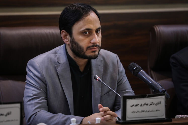  علی بهادری جهرمی،سخنگو و رئیس شورای اطلاع‌رسانی دولت