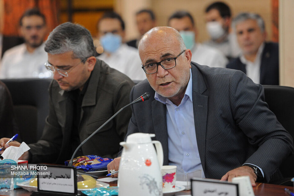 مجلس آماده همکاری با وزارت نفت برای توسعه صنعت نفت و گاز است مجلس آماده همکاری با وزارت نفت برای توسعه صنعت نفت و گاز است