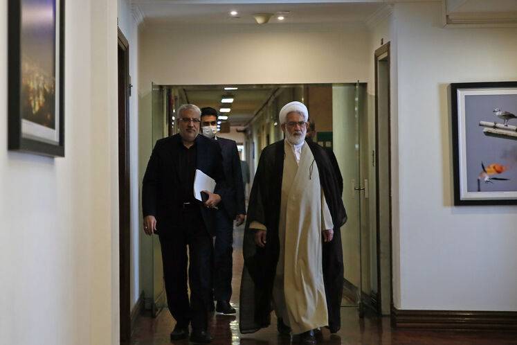 حجت‌الاسلام محمدجعفر منتظری، دادستان کل کشور و جواد اوجی، وزیر نفت