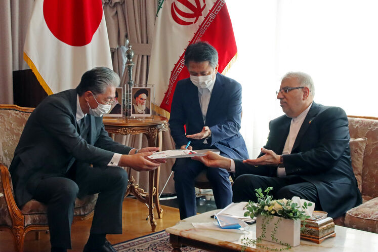 نشست جواد اوجی، وزیر نفت با مدیران شرکت میتسوبشی