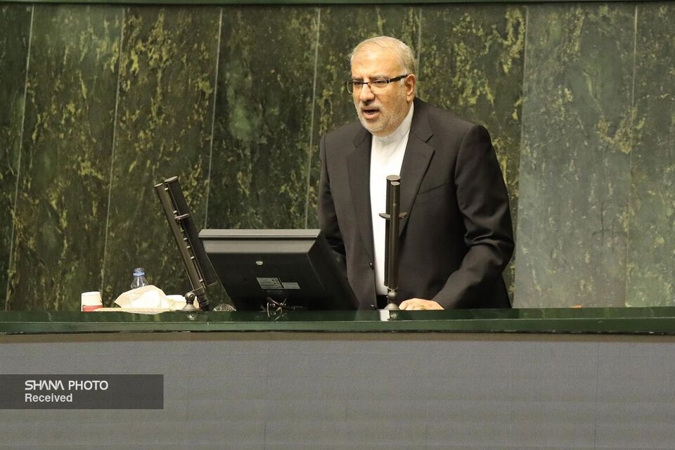 وزارت نفت برای تحقق رقم فروش نفت در بودجه ۱۴۰۲ همه توان خود را بهکار میگیرد/ افزایش ۴۰ درصدی عملکرد وصولی درآمدهای نفتی در ۱۰ ماه اخیر وزارت نفت برای تحقق رقم فروش نفت در بودجه ۱۴۰۲ همه توان خود را بهکار میگیرد/ افزایش ۴۰ درصدی عملکرد وصولی درآمدهای نفتی در ۱۰ ماه اخیر