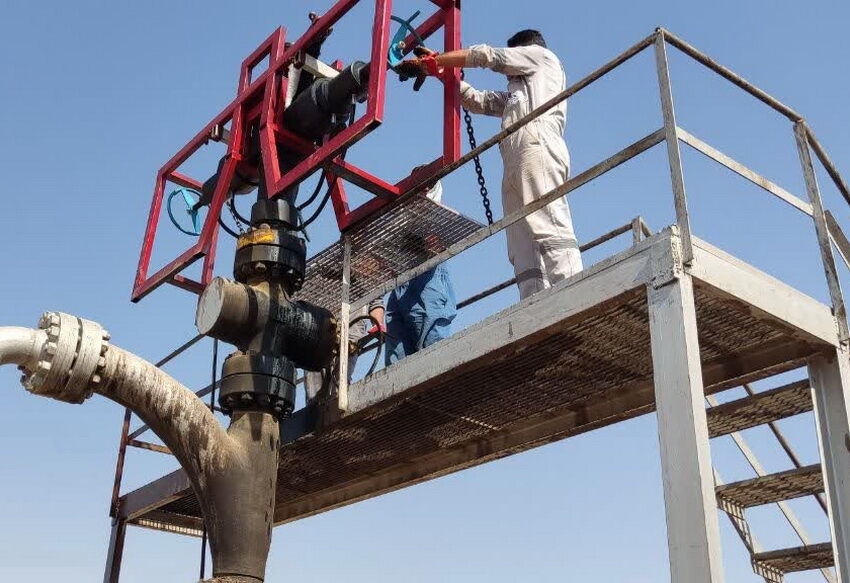 یک حلقه چاه نفتی در منطقه دهلران احیا شد یک حلقه چاه نفتی در منطقه دهلران احیا شد