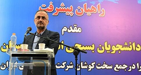 ایران بزرگترین ناوگان خشکی دکلهای حفاری را در خاورمیانه دارد ایران بزرگترین ناوگان خشکی دکلهای حفاری را در خاورمیانه دارد