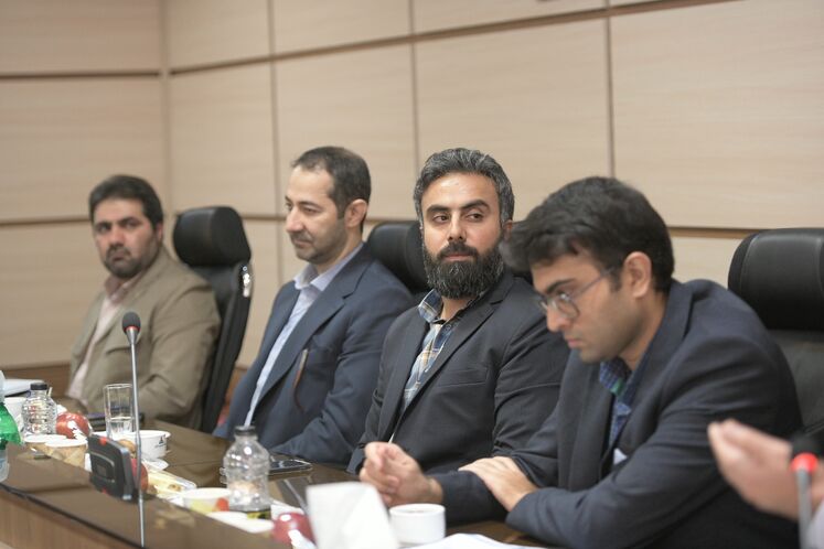 نشست مجید چگنی، معاون وزیر نفت با کارکنان شرکت ملی گاز استان سیستان و بلوچستان