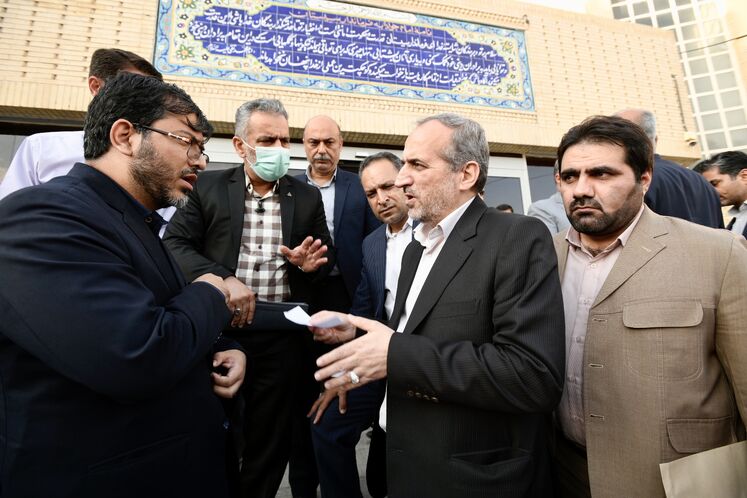 نشست مشترک مجید چگنی، مدیرعامل شرکت ملی گاز ایران با فرماندار زابل و نمایندگان حوزه سیستان در مجلس شورای اسلامی