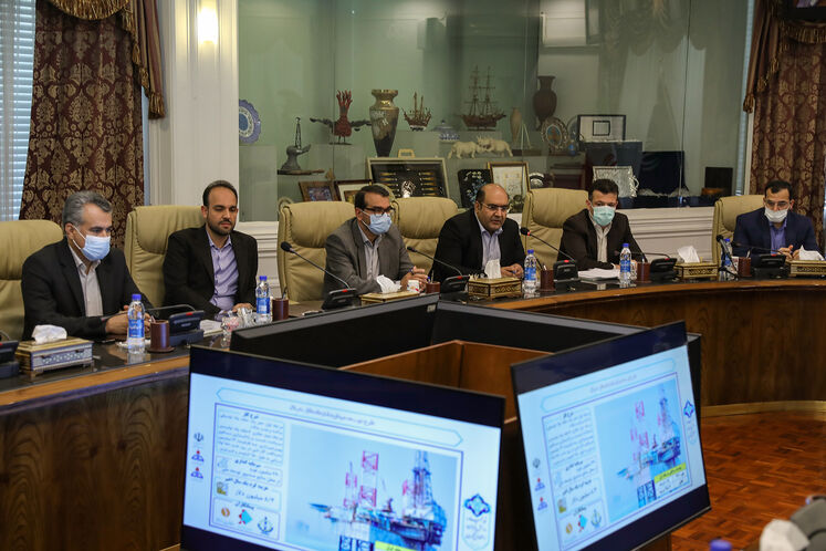 نشست بررسی طرح‌ها و پروژه‌های شرکت ملی نفت ایران
