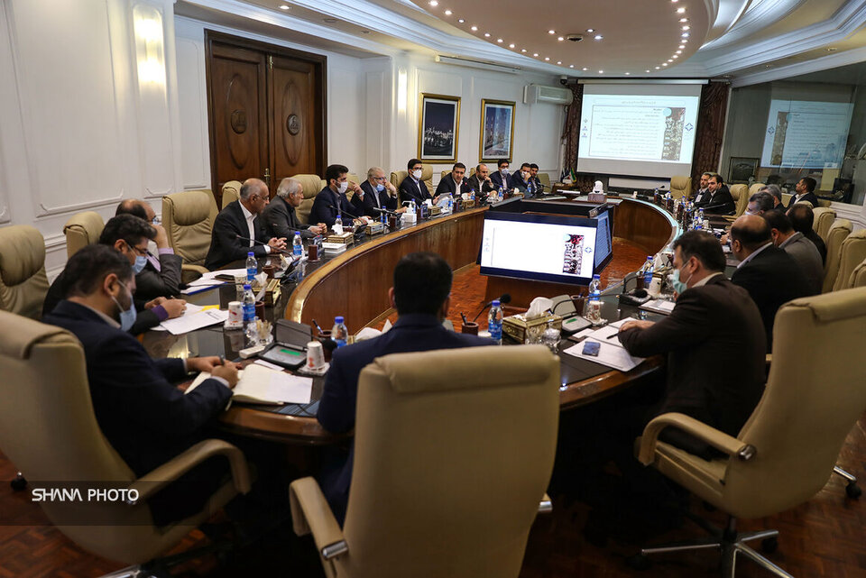 نشست بررسی طرحها و پروژههای شرکت ملی نفت ایران برگزار شد نشست بررسی طرحها و پروژههای شرکت ملی نفت ایران برگزار شد