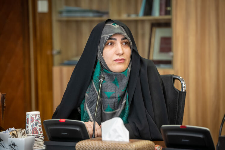زینب قیصری، مشاور وزیر نفت در امور زنان 