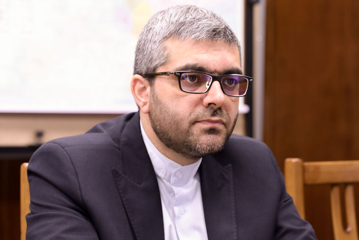 هیئت بلندپایه روسیه برای امضای اسناد همکاری به تهران میآید هیئت بلندپایه روسیه برای امضای اسناد همکاری به تهران میآید