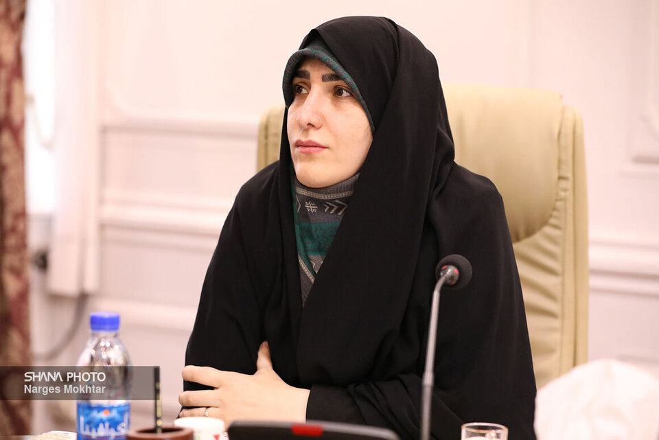 ۱۶ میلیارد دلار ارزآوری پتروشیمی ایران در شرایط تحریم ۱۶ میلیارد دلار ارزآوری پتروشیمی ایران در شرایط تحریم