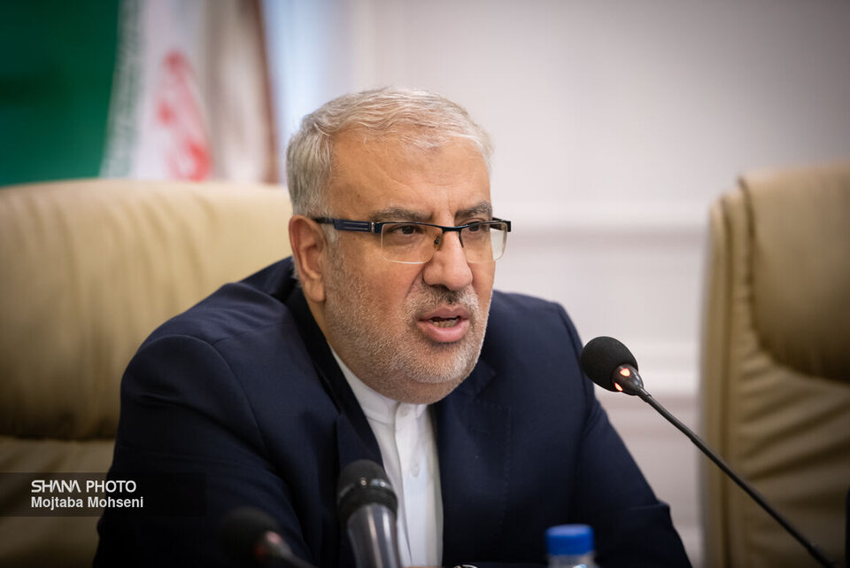در جنگ اقتصادی همه ارکان کشور باید پای کار بیایند/ مدیران شجاعت تصمیمگیری داشته باشند در جنگ اقتصادی همه ارکان کشور باید پای کار بیایند/ مدیران شجاعت تصمیمگیری داشته باشند