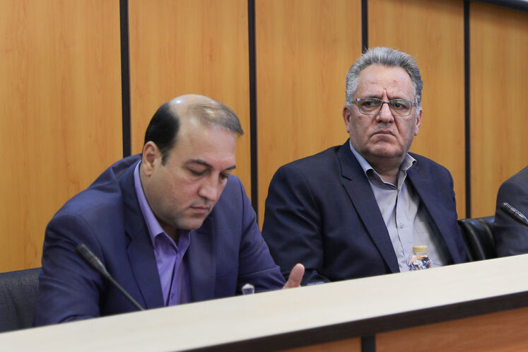 نشست مدیر اکتشاف شرکت ملی نفت ایران با سازندگان داخلی
