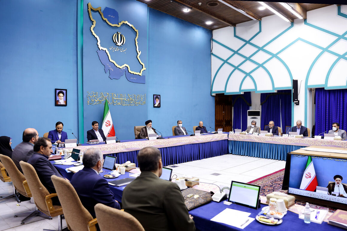 وزارت نفت برای مصرف بهینه انرژی باید راهکارهایی مناسب در نظر گیرد وزارت نفت برای مصرف بهینه انرژی باید راهکارهایی مناسب در نظر گیرد