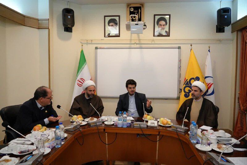 برگزاری نشست شورای فرهنگی منطقه ۸ وزارت نفت در مشهد