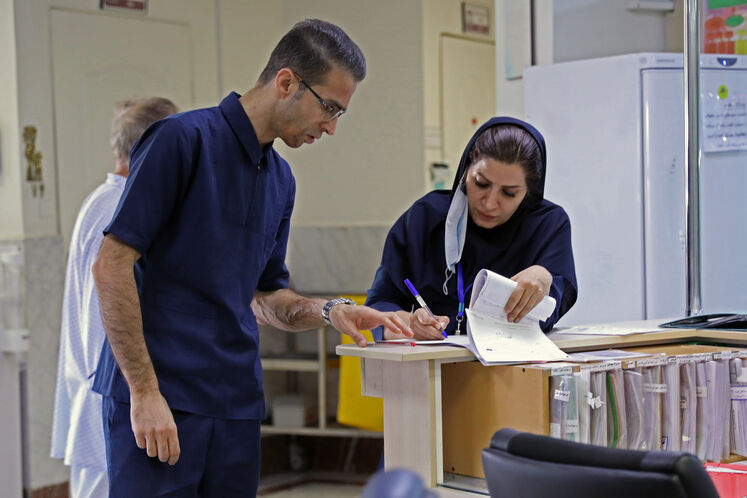 پرستاران بیمارستان بیمارستان فوق تخصصی صنعت نفت تهران