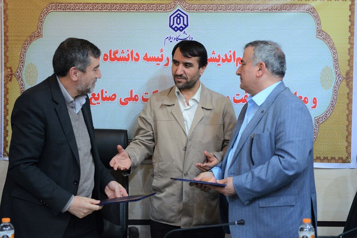 گرههای صنعت پتروشیمی با استفاده از ظرفیت مراکز علمی و پژوهشی باز میشود