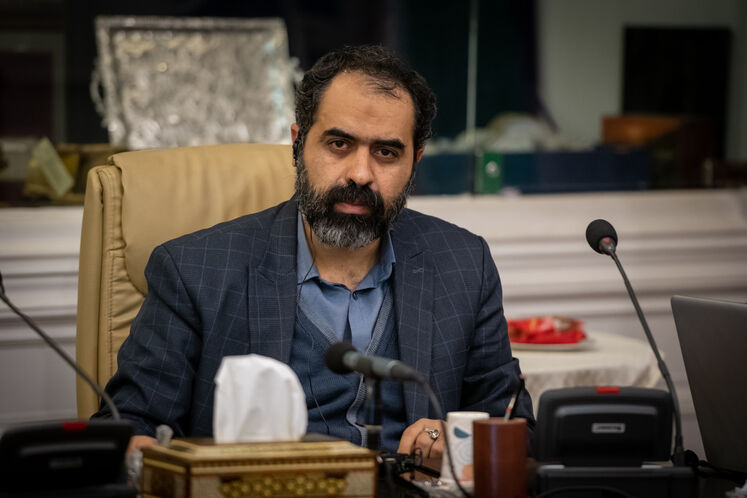 علی فرزونده، مدیرکل روابط عمومی وزارت نفت