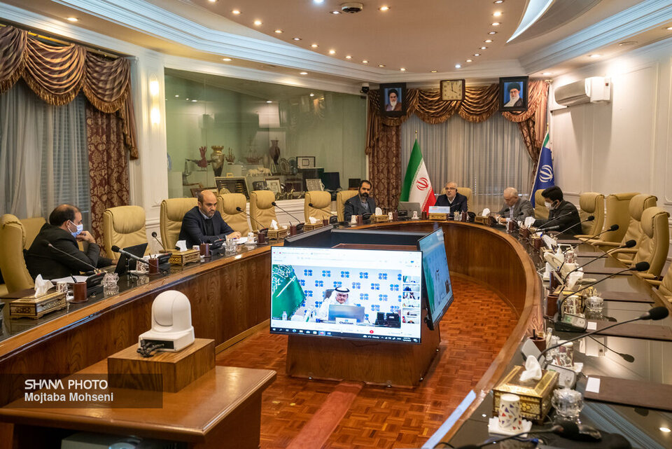 Oil Market Concerned about Glut in Coming Months: Owji Oil Market Concerned about Glut in Coming Months: Owji