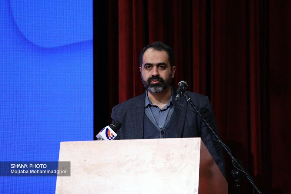 خبرهای امیدبخش در صنعت نفت را باید به گوش مردم رساند خبرهای امیدبخش در صنعت نفت را باید به گوش مردم رساند