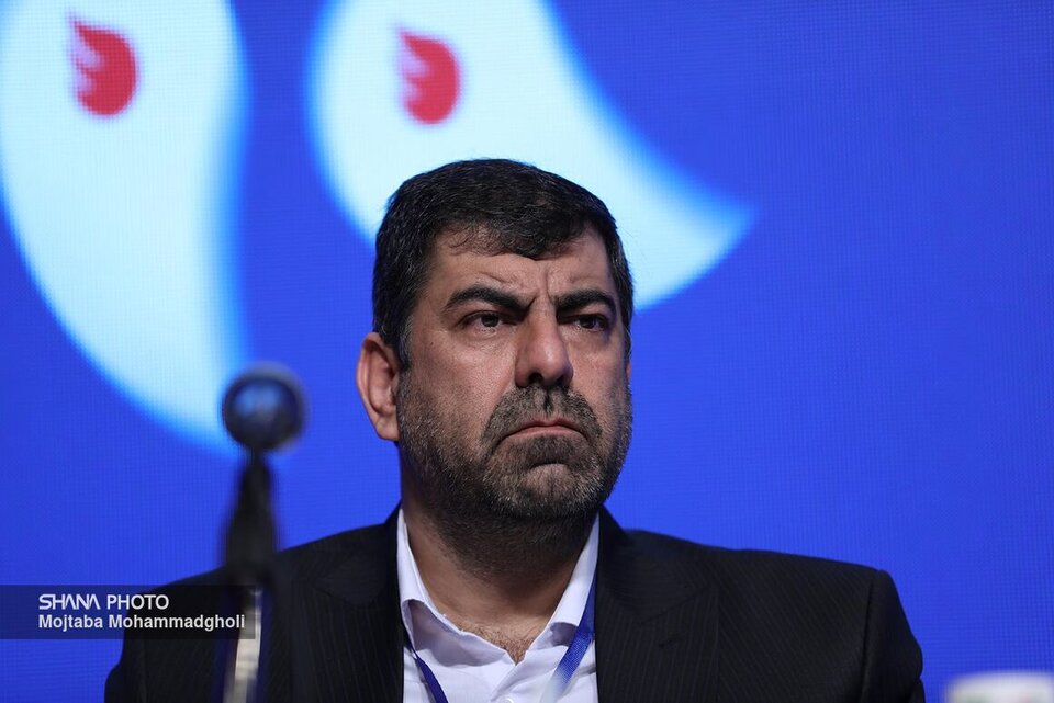 فراخوان جذب نیروهای تازه در صنعت نفت/ ۱۷ هزار نیروی صنعت نفت تا ۱۴۰۸ بازنشسته میشوند فراخوان جذب نیروهای تازه در صنعت نفت/ ۱۷ هزار نیروی صنعت نفت تا ۱۴۰۸ بازنشسته میشوند