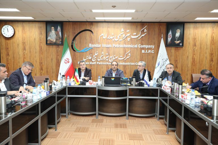 تصفیهخانه مرکزی پتروشیمی بندر امام امسال به بهرهبرداری میرسد تصفیهخانه مرکزی پتروشیمی بندر امام امسال به بهرهبرداری میرسد