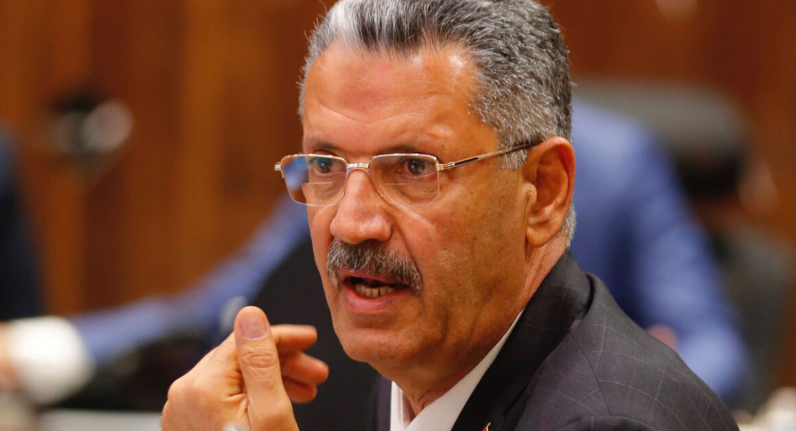 ابراز امیدواری عراق به دوری بازار نفت از اقدامهای سیاسی ابراز امیدواری عراق به دوری بازار نفت از اقدامهای سیاسی