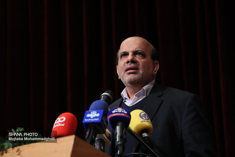 منابع انسانی و ازدیاد برداشت ۲ چالش مهم صنعت نفت/ پژوهش فناورانه پشتیبان اصلی تولید نفت و گاز کشور است منابع انسانی و ازدیاد برداشت ۲ چالش مهم صنعت نفت/ پژوهش فناورانه پشتیبان اصلی تولید نفت و گاز کشور است