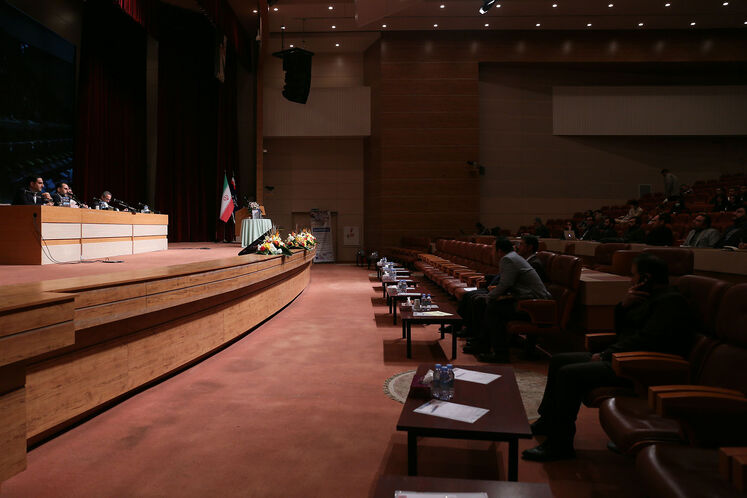 روز دوم کنفرانس مدیریت فناوری محصولات دانش‌بنیان در صنعت نفت ایران