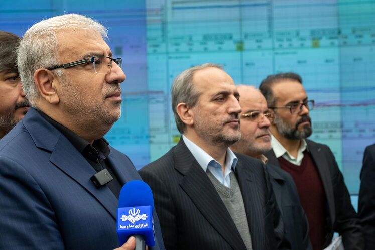 بازدید سرزده وزیر نفت از مدیریت دیسپچینگ شرکت ملی گاز ایران