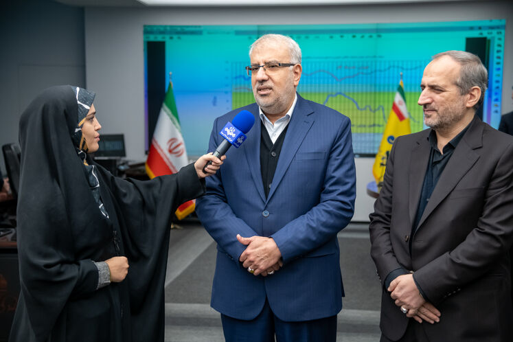 بازدید جواد اوجی، وزیر نفت از مرکز دیسپچینگ شرکت ملی گاز ایران