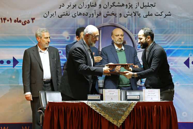 امضای ۱۷ تفاهمنامه و قرارداد با شرکتهای دانشبنیان