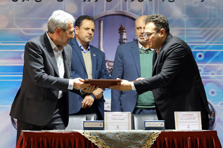 امضای ۱۷ تفاهمنامه و قرارداد با شرکتهای دانشبنیان