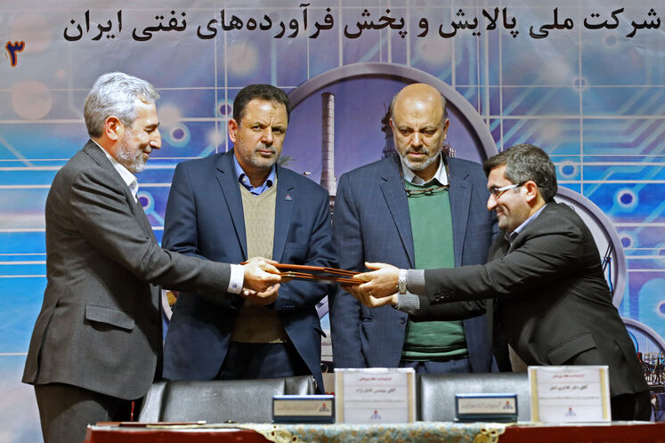 امضای ۱۷ تفاهمنامه و قرارداد با شرکتهای دانشبنیان