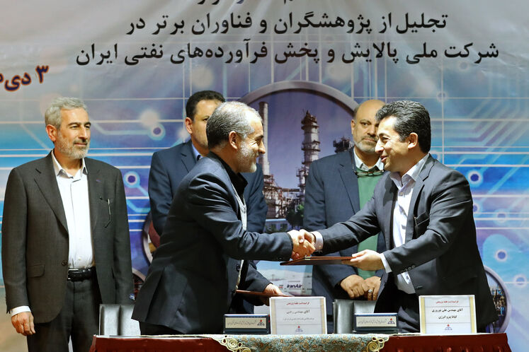 امضای ۱۷ تفاهمنامه و قرارداد با شرکتهای دانشبنیان