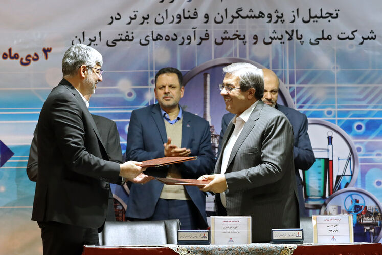 امضای ۱۷ تفاهمنامه و قرارداد با شرکتهای دانشبنیان