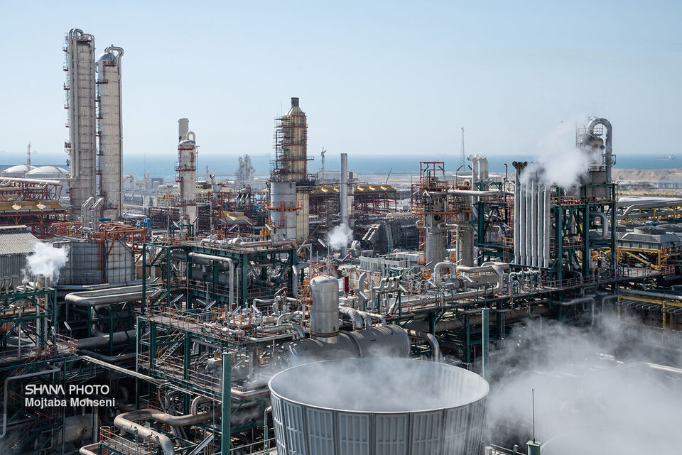 Strategic investment in petchem industry Strategic investment in petchem industry