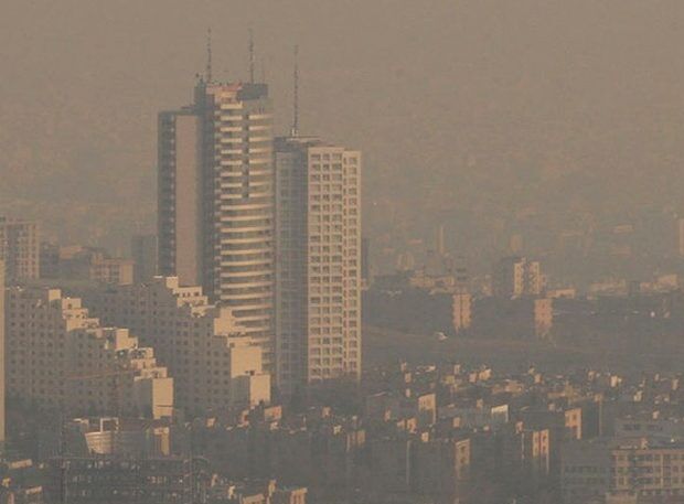 خودروها و موتورسیکلت‌های فرسوده؛ عامل اصلی آلودگی هوای کلان‌شهرها/ لزوم بهره‌گیری از توان دانش‌بنیان‌ها در بحث آلودکی هوا