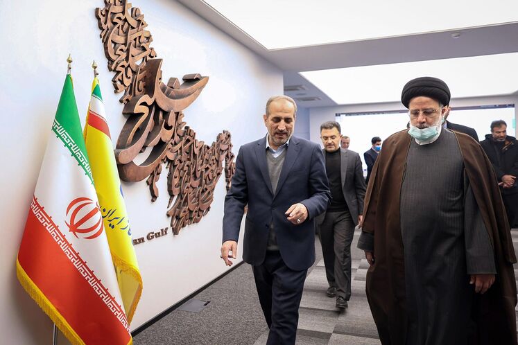 حضور سرزده سیدابراهیم رئیسی، رئیسجمهوری در مرکز مدیریت دیسپچینگ شرکت ملی گاز
