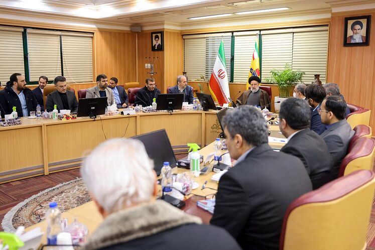 نشست کارگروه تأمین پایدار سوخت زمستانی با حضور سیدابراهیم رئیسی، رئیسجمهوری