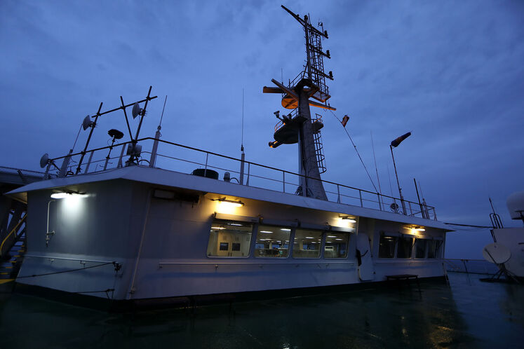 شناور سیپد (SeaPad)، کارگاهی روی آب