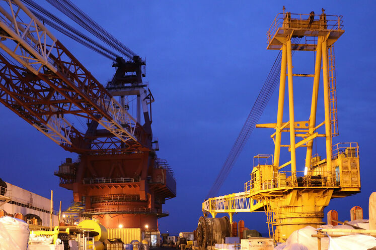 شناور سیپد (SeaPad)، کارگاهی روی آب