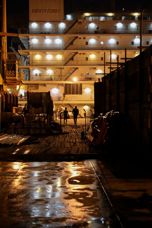 شناور سیپد (SeaPad)، کارگاهی روی آب