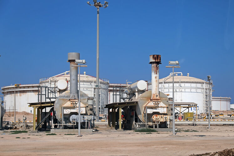 کارخانه نفت جزیره سیری