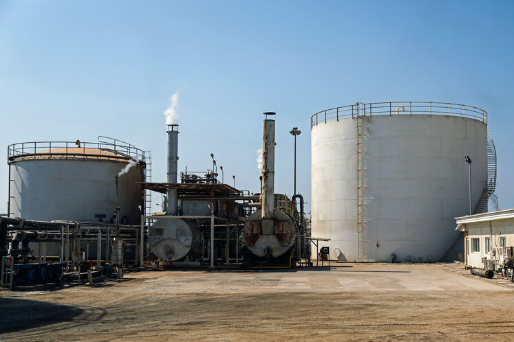کارخانه نفت جزیره سیری