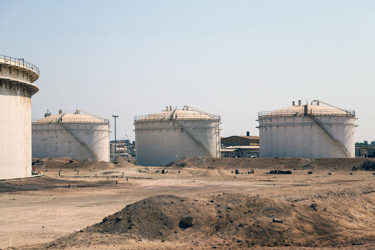 کارخانه نفت جزیره سیری