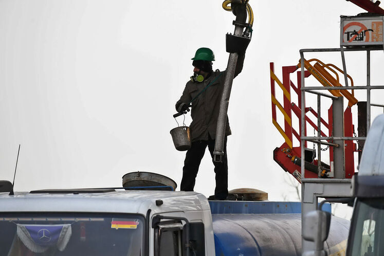 بازدید اصحاب رسانه از انبار نفت کن (شمالغرب تهران)