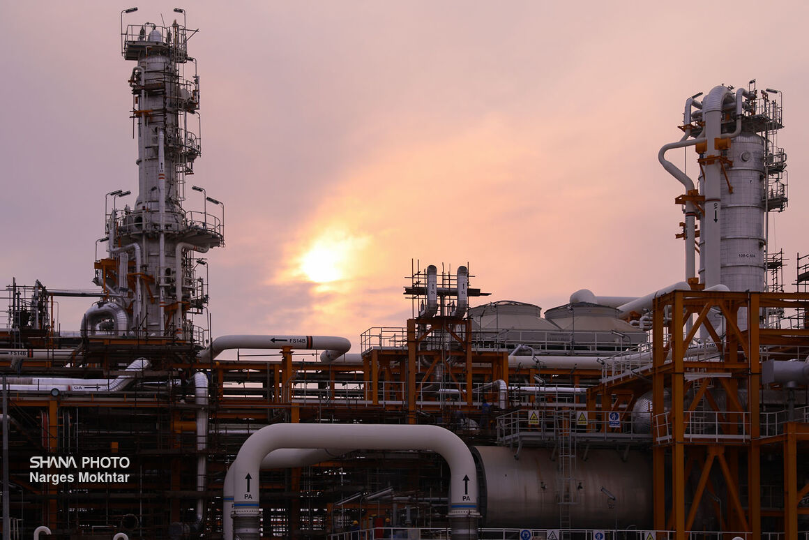 مجوز مجلس به بعضی از دستگاه‌های اجرایی برای فروش نفت خام و میعانات گازی